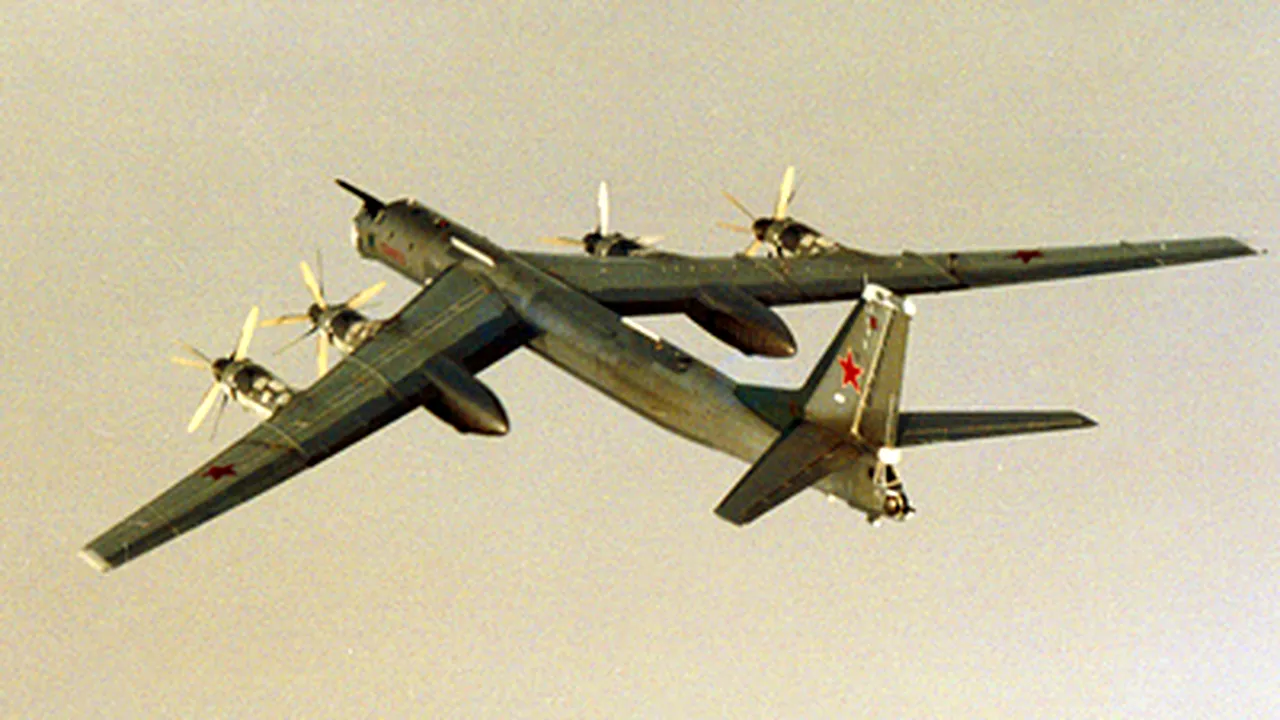 Rusia ar putea staţiona bombardiere strategice în Cuba