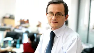 Opinie Cristian Hostiuc: Doi miniştri şi un guvern îţi explică, pe şi din banii tăi, cum sunt cheltuielile plătite de stat cu 30% mai mari