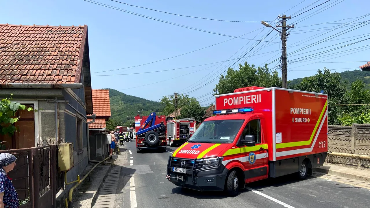 Plan Roşu de Intervenţie: Opt persoane rănite într-un accident produs în Hunedoara