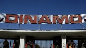 FC Dinamo a retras din magazine produsele promoţionale cu jucătorii care au părăsit cantonamentul