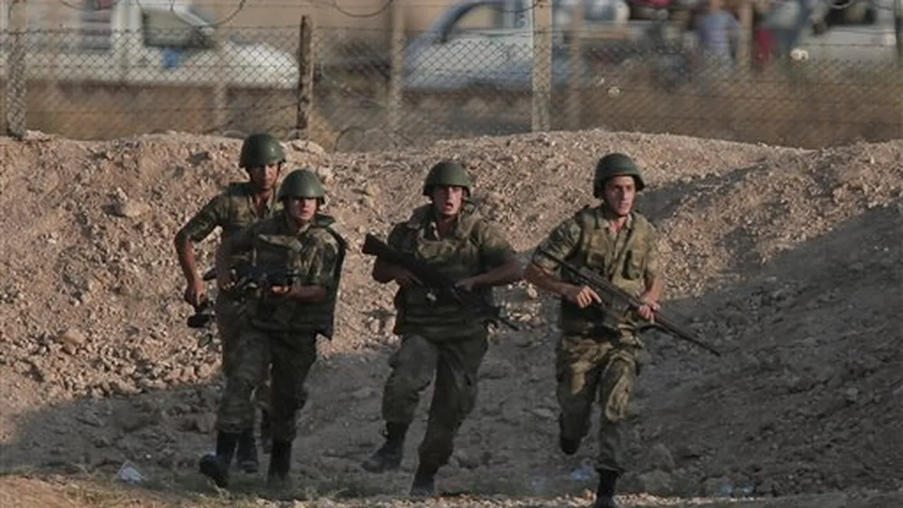 Atac armat în apropiere de Antalya, soldat cu rănirea a trei militari turci