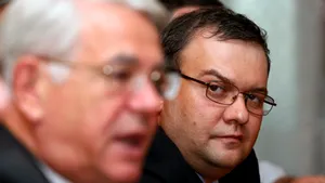 Meleşcanu, Scutaru: Finanţele blochează înzestrarea Armatei