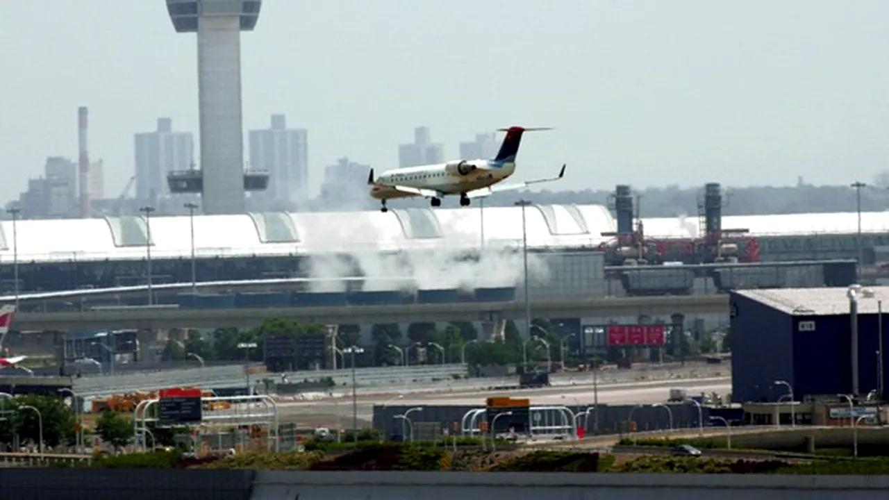 Un terminal al aeroportului J.F.Kennedy, evacuat după o alertă de securitate