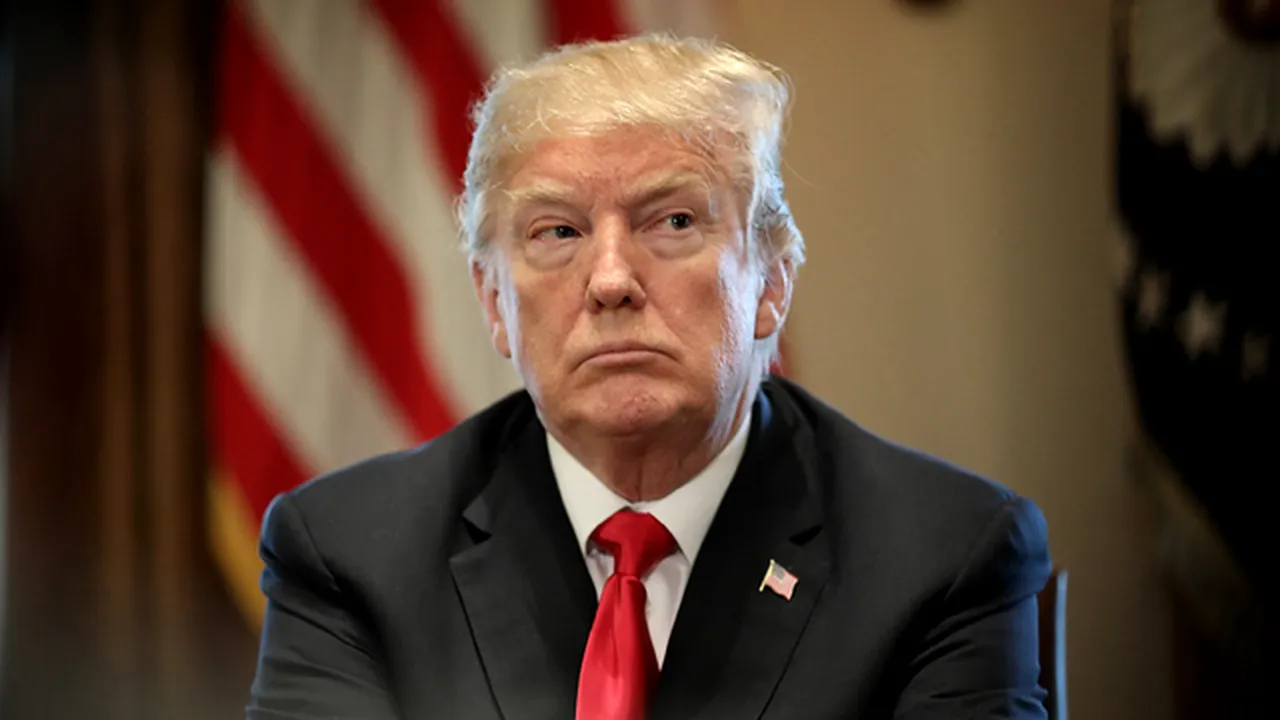 Partidul Democrat din SUA îl dă în judecată pe Donald Trump şi Rusia, denunţând perturbarea scrutinului prezidenţial din 2016
