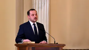 Rogobete, mesaj ferm pentru cadrele didactice și medicii cu experiență: Tinerii medici nu trebuie priviți ca o amenințare