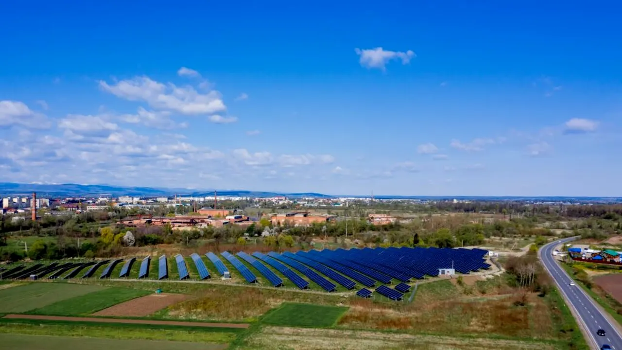 Sibiul va avea un parc fotovoltaic pentru alimentarea iluminatului public din oraș