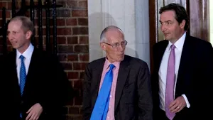 Ginecologul ducesei Catherine a fost ridicat în rangul de Cavaler al Ordinului regal victorian