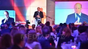 Gala ZF: Top 100 cele mai valoroase companii din România în 2014 - Petrom se menţine pe primul loc