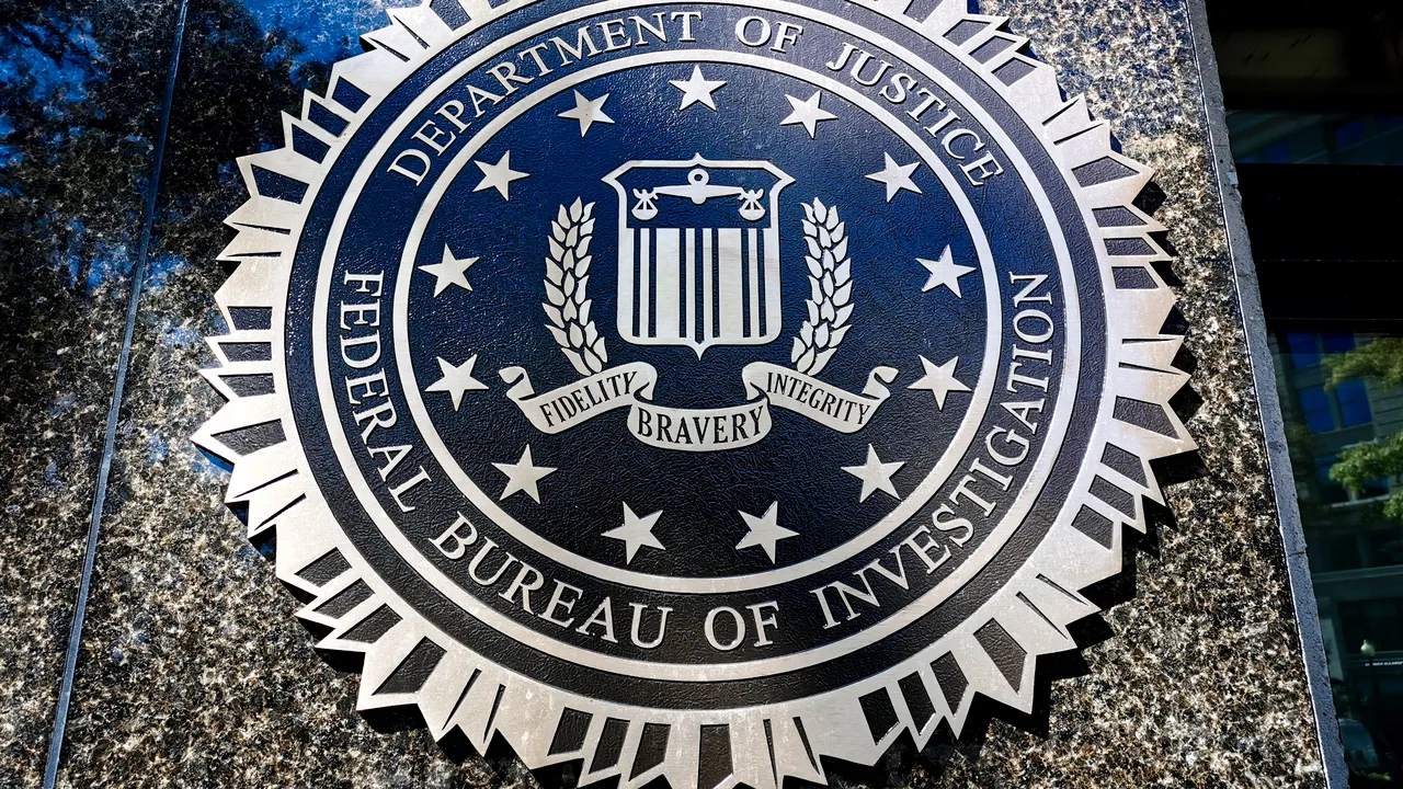 FBI, acuzată de abuz în serviciu. Supravegherea în masă a propriilor cetăţeni a devenit realitate