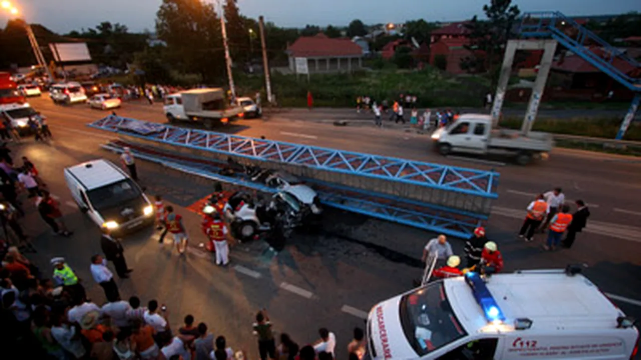Bărbatul rănit în accidentul de pe DN1, încă în stare foarte gravă
