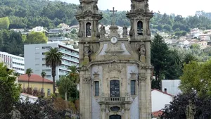 Un oraș medieval, nu foarte vizitat de turiști, este principala recomandare pentru turism în 2026