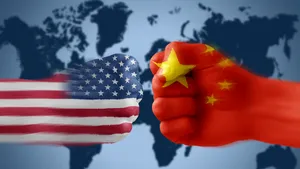 China spune că SUA alimentează un nou Război Rece în scopuri electorale