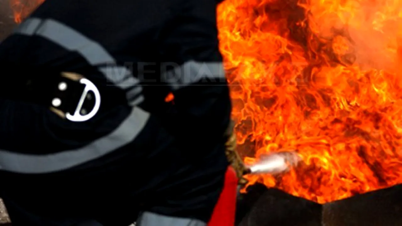 Focşani: Incendiu la o fabrică de textile unde Sorina Plăcintă a fost acţionar