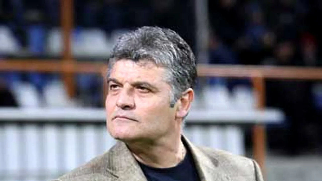 Andone a sosit la Bucureşti să negocieze cu Dinamo