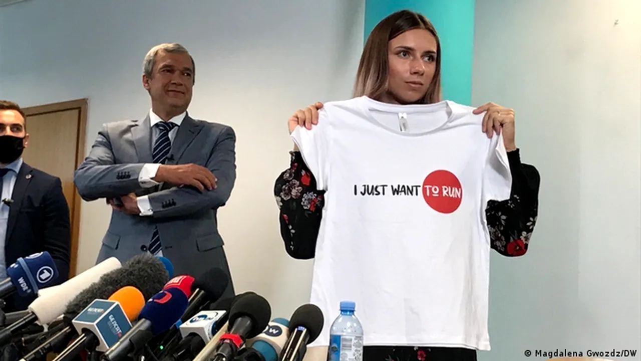 Krystsina Tsimanouskaya, sfătuită de bunică să nu se întoarcă în Belarus