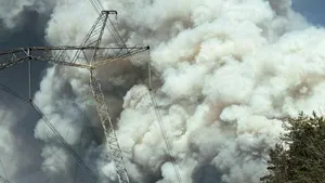 Incendiu uriaș în zona Cernobîl după prăbușirea unei drone. Focul se extinde rapid în apropierea fostei centrale nucleare