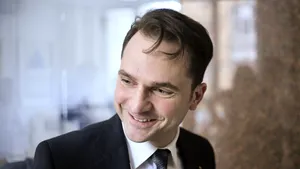 Senator AUR: Burduja elimină plafonarea prețurilor la energie, dar nu vine cu nicio soluție