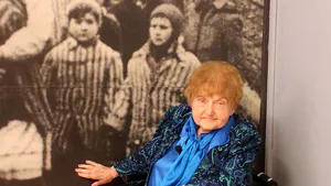 A murit Eva Mozes Kor, născută în România, supravieţuitoare a experimentelor de tortură ale lui Mengele | VIDEO