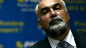 Vosganian: Guvernul să publice lista firmelor care au primit bani pentru facturi restante