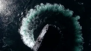 Românii finanţează o bucată din construcţia proiectului Neptun Deep din Marea Neagră