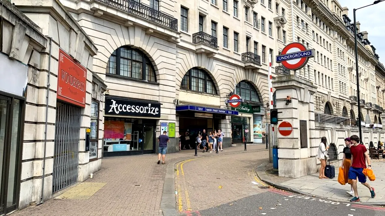 La 90 de ani, cel mai bogat spaniol investește în Londra: 175 de milioane de euro pentru apartamente de închiriat