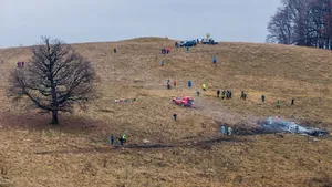 Pilotul elicopterului prăbuşit în judeţul Sibiu a murit