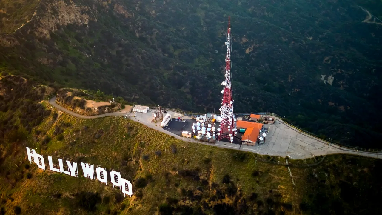 Achiziţie majoră la Hollywood. Amazon oferă 9 miliarde de dolari pentru MGM, compania din spatele filmelor cu James Bond