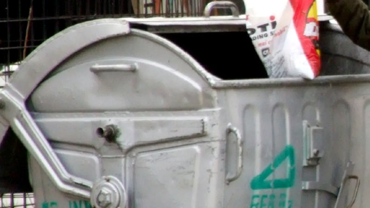 Nou-născut mort, găsit într-un container de gunoi din spatele Judecătoriei Craiova