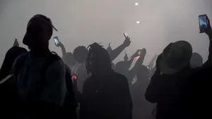 Rezidenţii statului american Florida trăiesc un coşmar din cauza petrecerilor masive Covid-19 organizate de grupări infracţionale