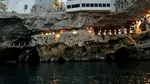 Perla Adriaticii: Orașul construit pe stânci, faimos pentru focaccia și fructele de mare crude, ideal de vizitat toamna