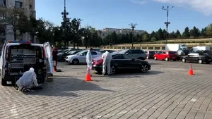 Noi detalii despre scandalul din Piaţa Constituţiei în urma căruia a murit o persoană. Poliţia Capitalei: O dispută verbală ar fi degenerat