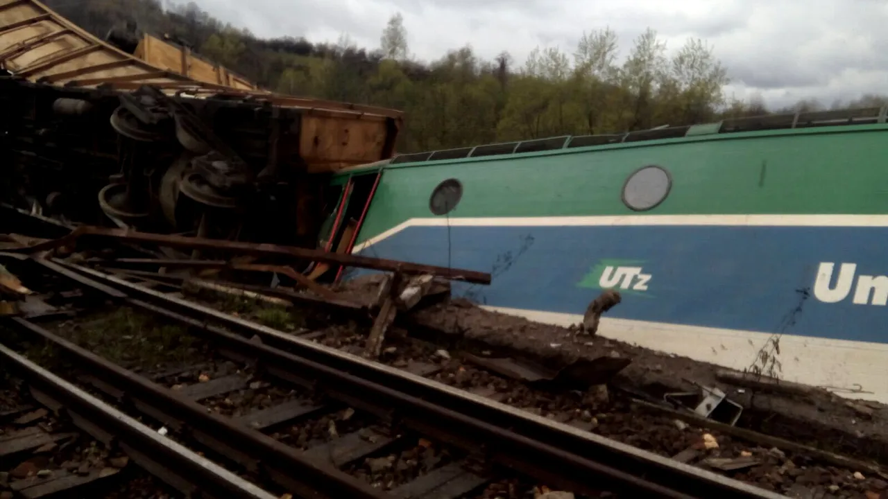 Circulaţia feroviară între Făurei şi Feteşti, blocată după ce un tren de marfă a deraiat, reluată după 9 ore