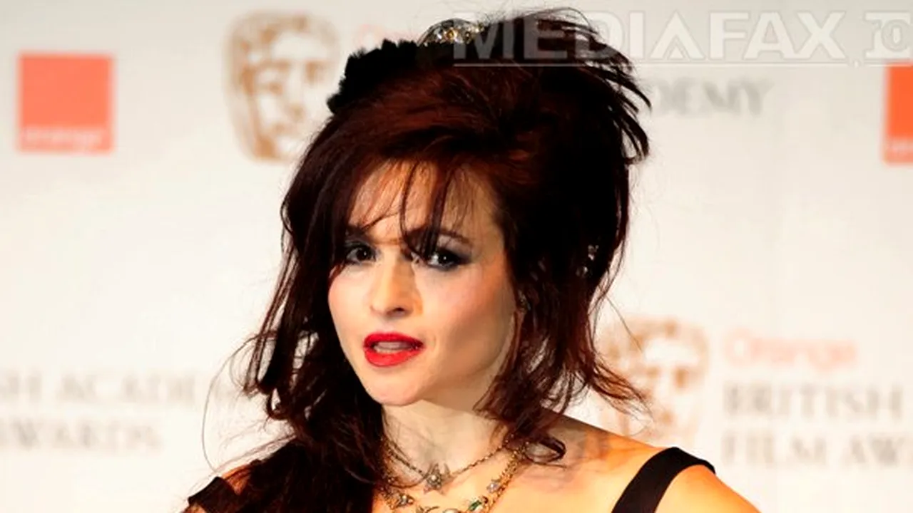 Helena Bonham Carter o va interpreta pe Elizabeth Taylor într-un lungmetraj TV