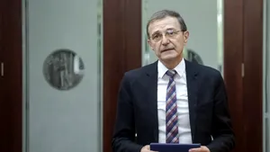 Ioan Aurel Pop, mesaj înainte de turul 2 al prezidențialelor: „Să păstreze linia europeană, asta ar trebui să facă viitorul președinte”