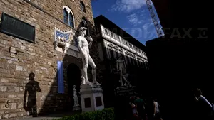 Florenţa îşi face griji pentru sculptura 