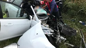 Accident GRAV în Gorj în care sunt implicate trei maşini: unsprezece persoane, rănite 
