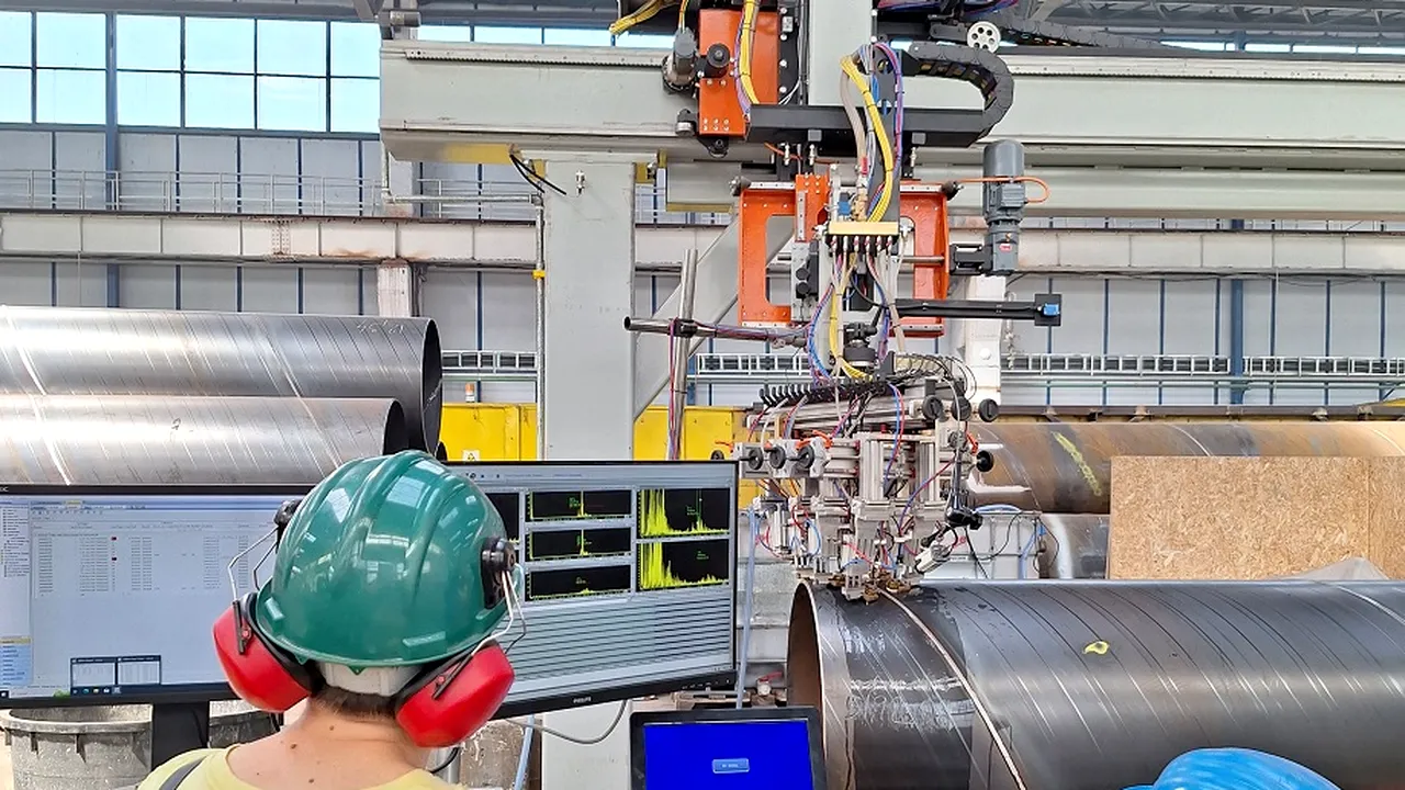 COMTECH CO INVESTS EUR 10 MILLION 