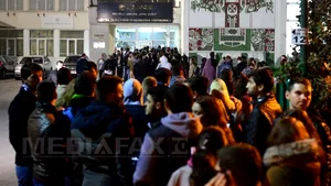 Studenţii vor avea zile libere vineri şi luni, pentru a putea vota în localitatea de domiciliu. Reacţia ANOSR