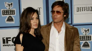 Bebeluşul Angelinei Jolie se va naşte într-un castel