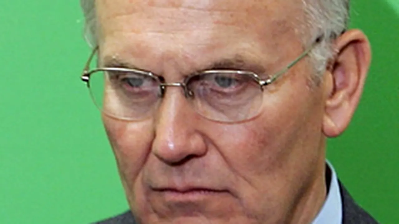 Senatorul Larry Craig, implicat într-un scandal sexual, demisionează