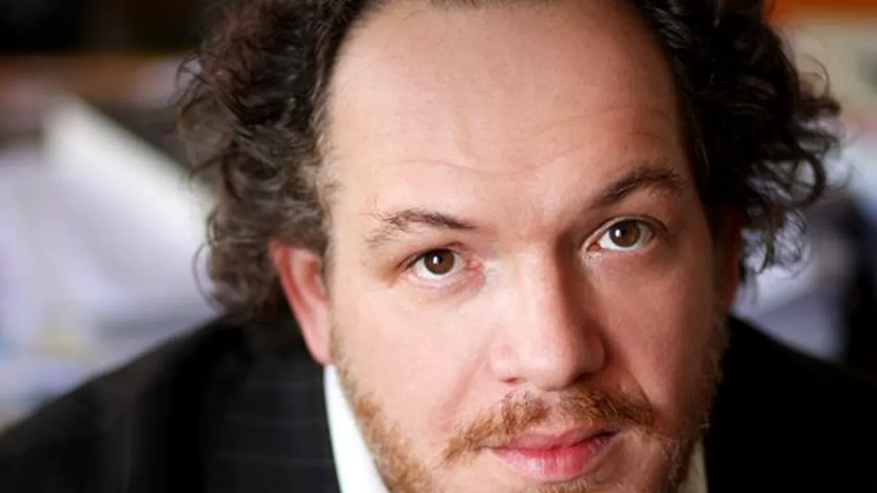 Premiul Goncourt 2015, cea mai importantă distincţie a literaturii franceze, câştigat de scriitorul Mathias Enard 