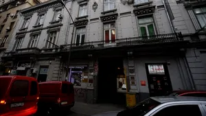 RA-APPS a încercat să vândă şase apartamente şi două spaţii comerciale, din nou fără succes