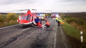 FOTO | Accident teribil: Cel puţin 13 morţi şi zeci de răniţi, după ce un autobuz s-a ciocnit cu un camion în Slovacia 
