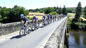 Prima zi de pauză în Turul Franței 2026. Cum se recuperează cicliștii și cum arată clasamentele