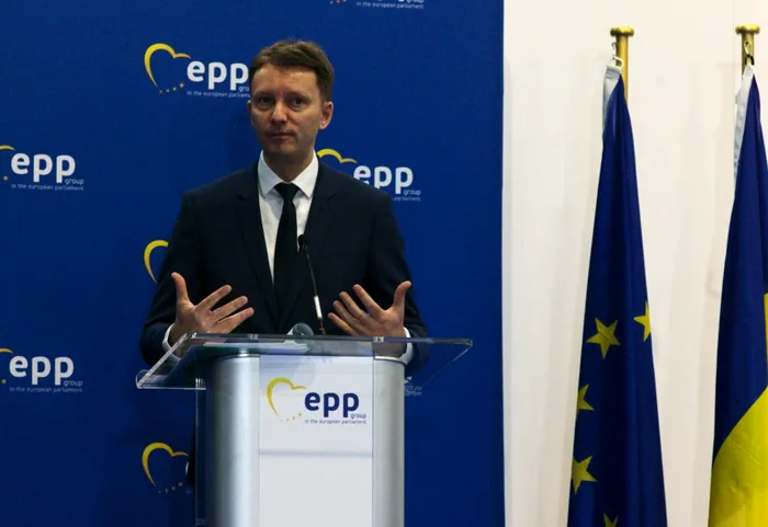 Breaking News OFICIAL: PNL, USR și UDMR îl propun pe Siegfried Mureșan pentru funcția de prim-ministru al României
