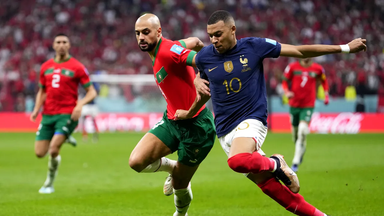Franţa învinge Marocul cu 2-0 şi îşi va apăra titlul de campioană mondială în finala cu Argentina
