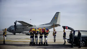 La catafalcul Regelui: O slujbă apăsătoare, lacrimi princiare şi o ultimă întoarcere acasă