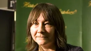 Scriitoarea Ali Smith, recompensată cu Costa Book Award pentru cel mai bun roman din 2014
