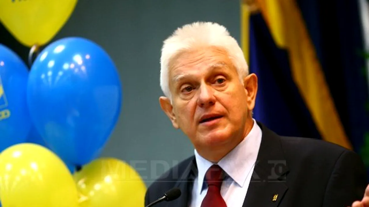 Liderii filialelor PNŢCD din Transilvania cer organizarea unui Congres de unificare