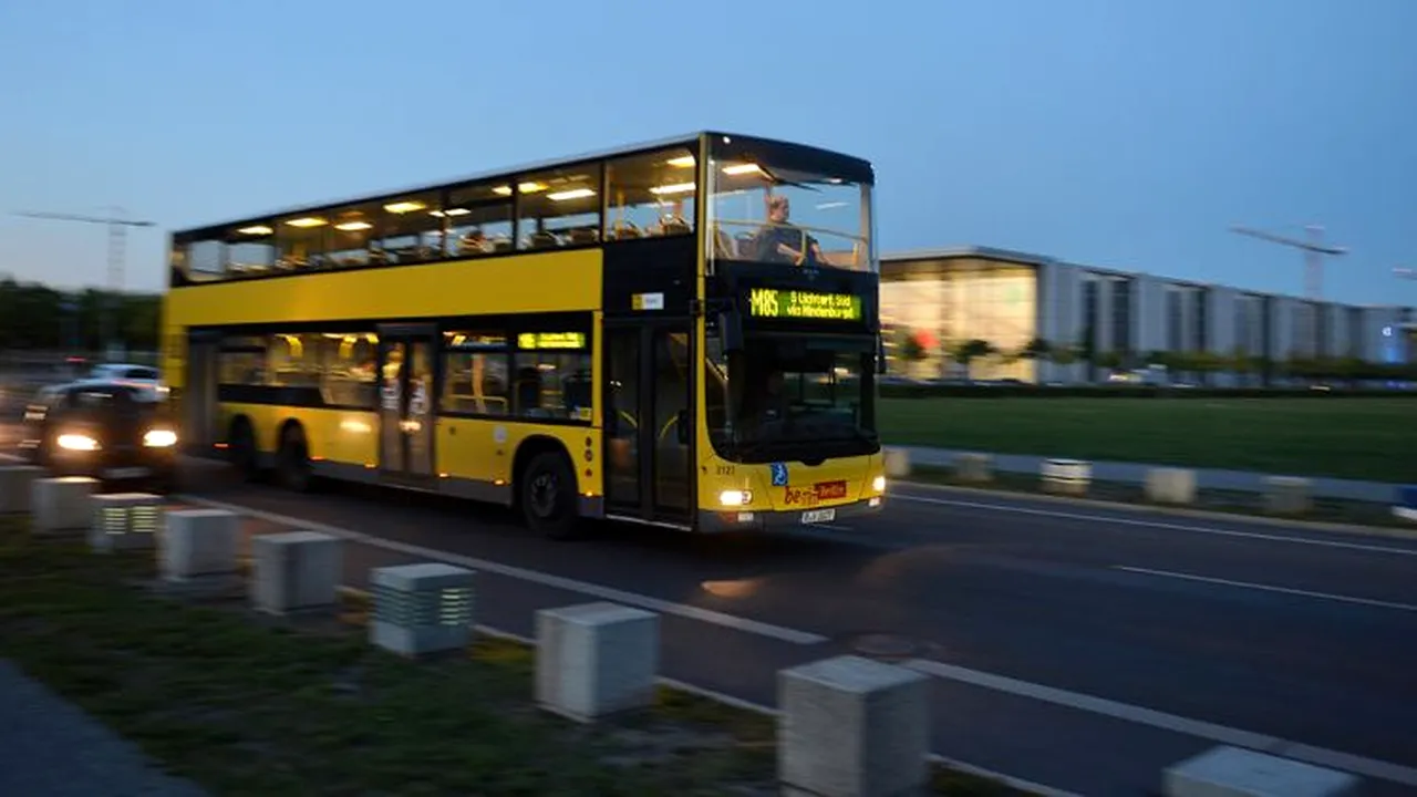 Cum determină compania de transport public din Berlin cetăţenii să poarte măşti: „Nu folosiţi deodorant”